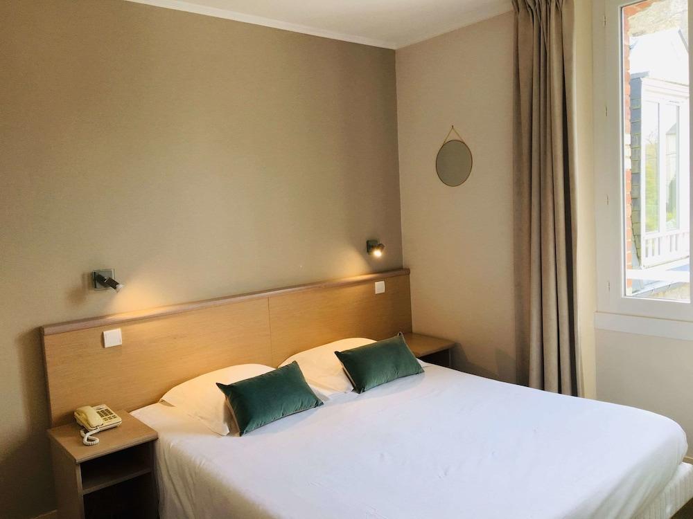 Hotel Du Parc Динард Екстериор снимка