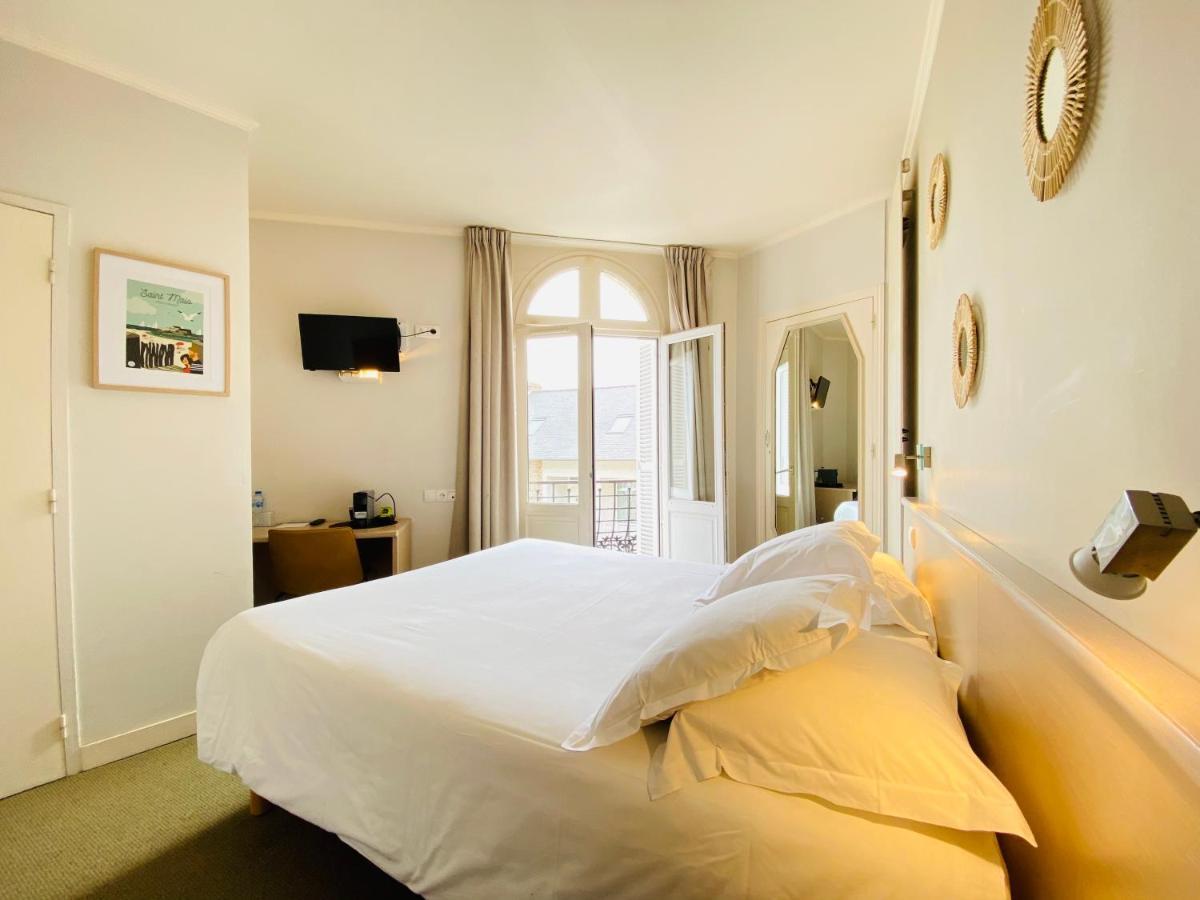 Hotel Du Parc Динард Екстериор снимка