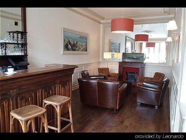 Hotel Du Parc Динард Интериор снимка